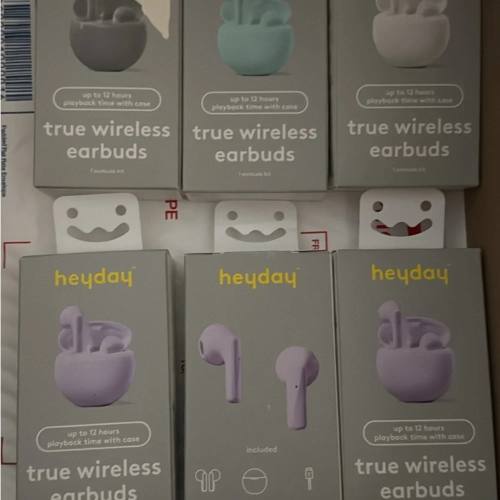 Heyday Wireless Earbuds Set - Gray, Mint, Lavender